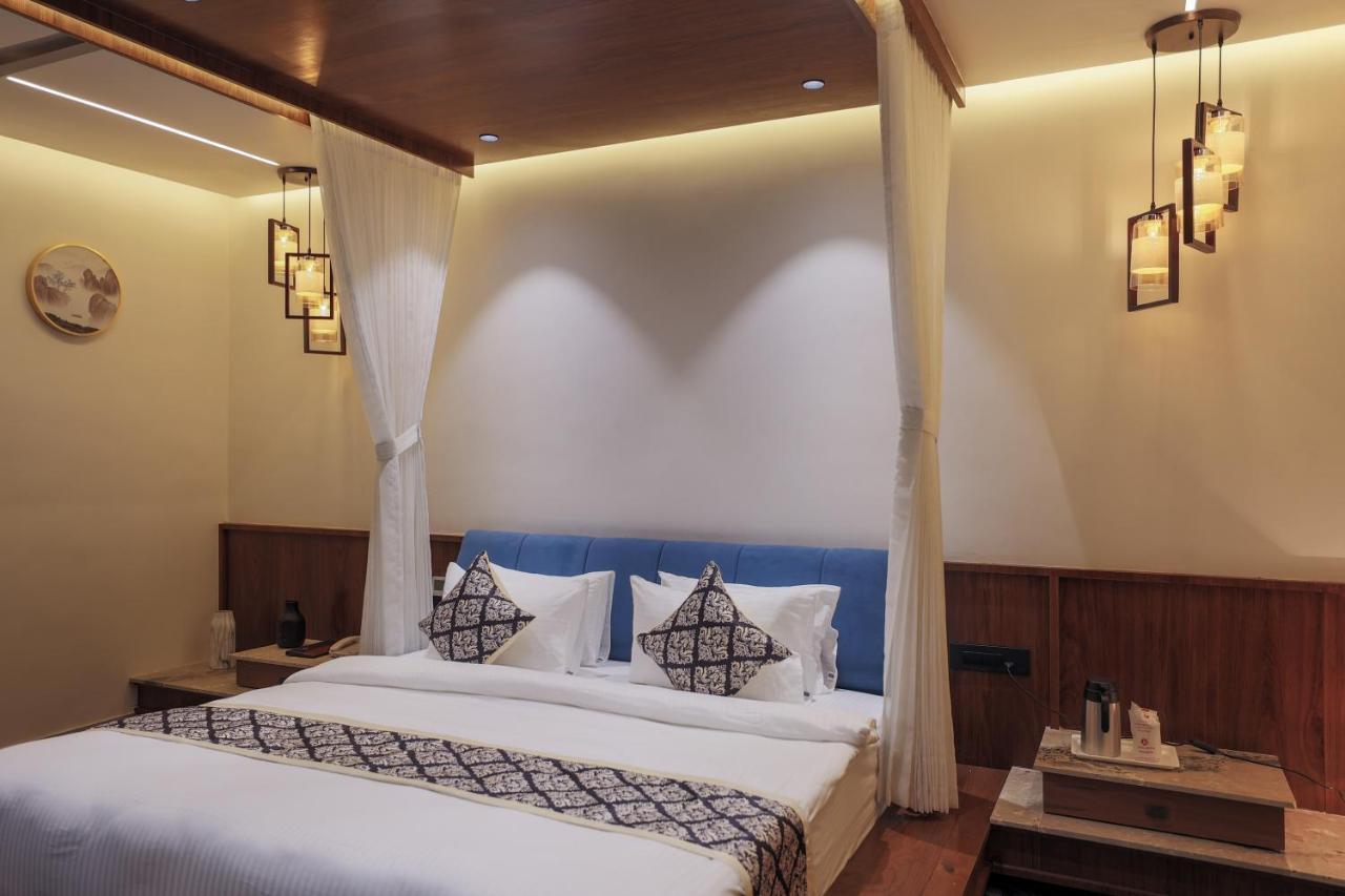 Hotel Aditya Mansingh Inn Somnāth Esterno foto