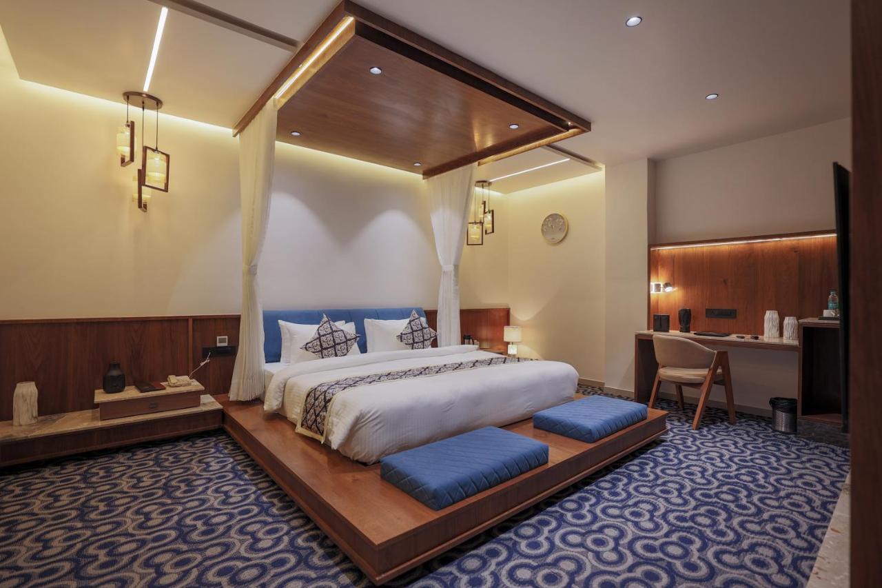 Hotel Aditya Mansingh Inn Somnāth Esterno foto