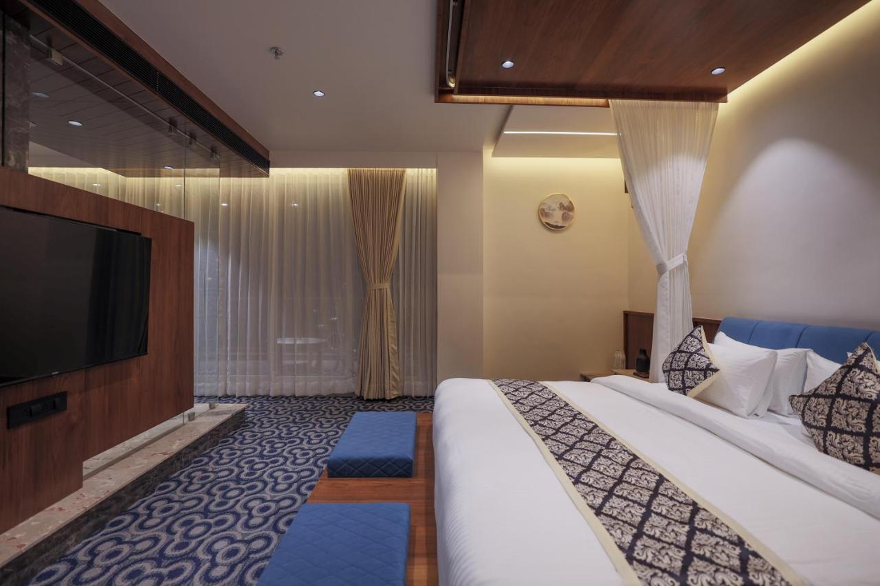 Hotel Aditya Mansingh Inn Somnāth Esterno foto