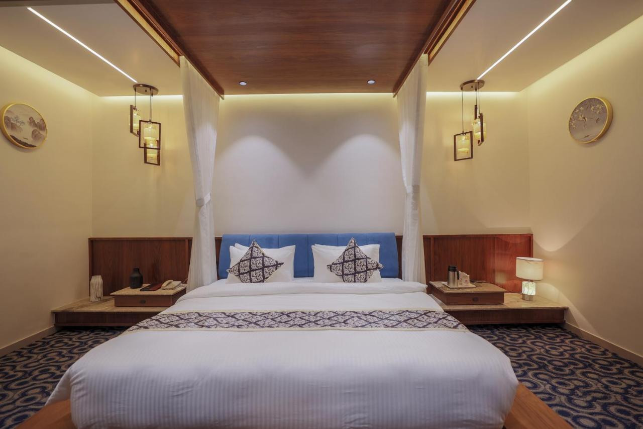 Hotel Aditya Mansingh Inn Somnāth Esterno foto