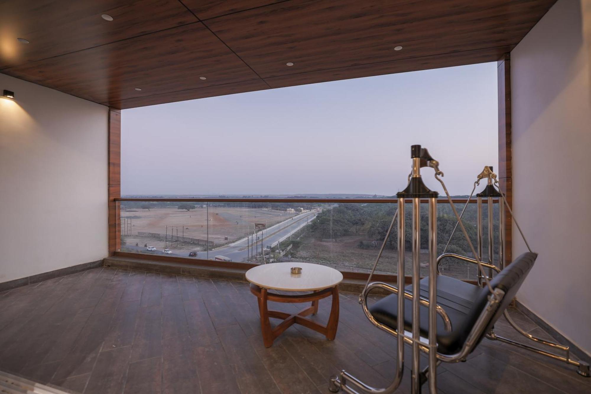 Hotel Aditya Mansingh Inn Somnāth Esterno foto